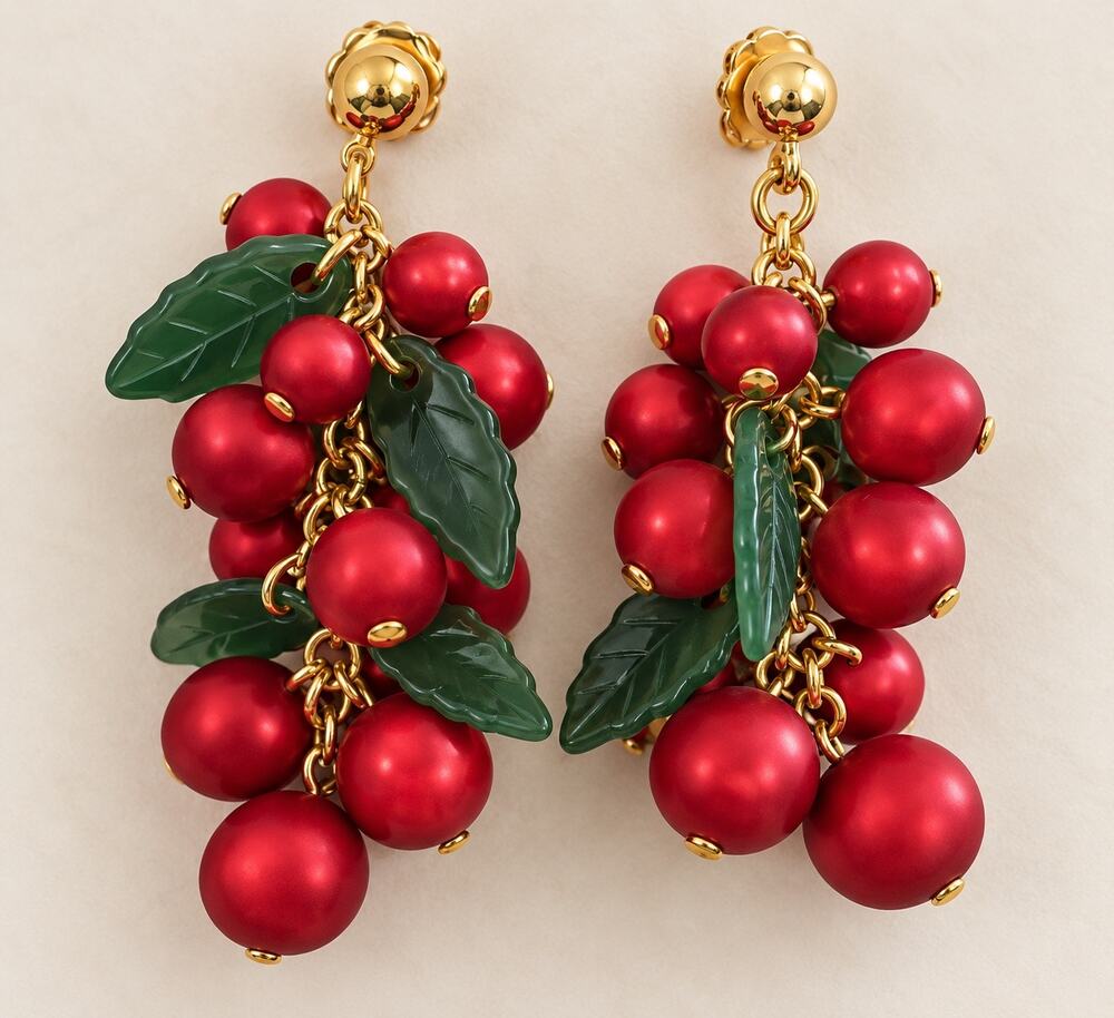 Vintage 1991 Avon Happy Holly Days dangle earrings red berries